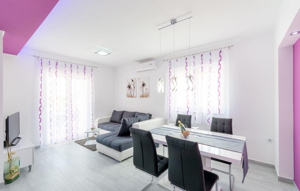 Villa Apartments Kordic คาชเตลา ห้อง รูปภาพ