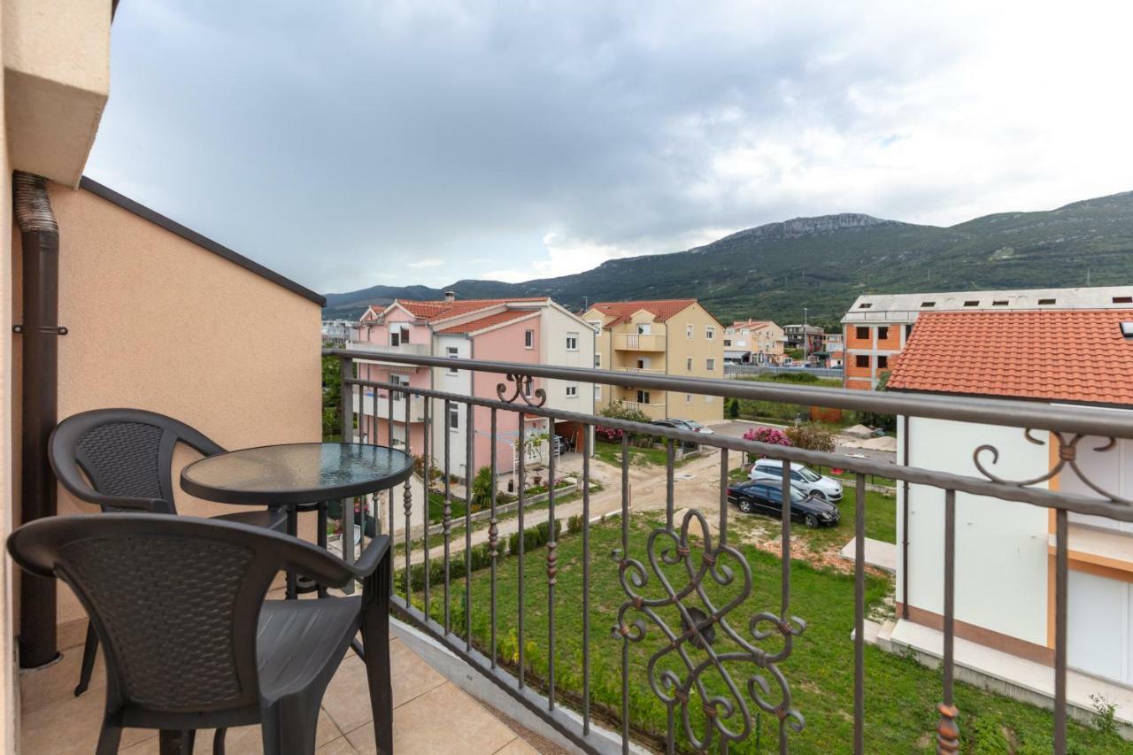 Villa Apartments Kordic คาชเตลา ภายนอก รูปภาพ