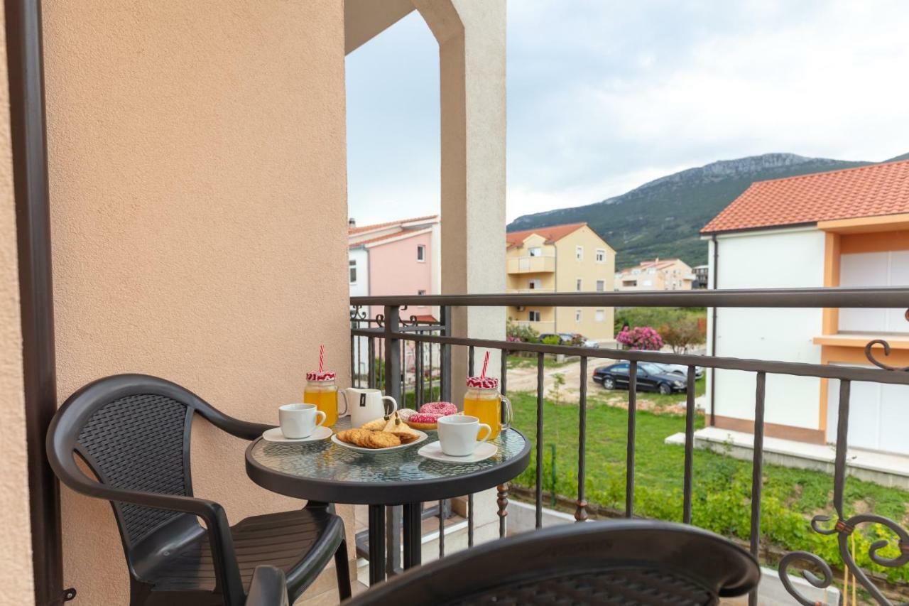 Villa Apartments Kordic คาชเตลา ภายนอก รูปภาพ