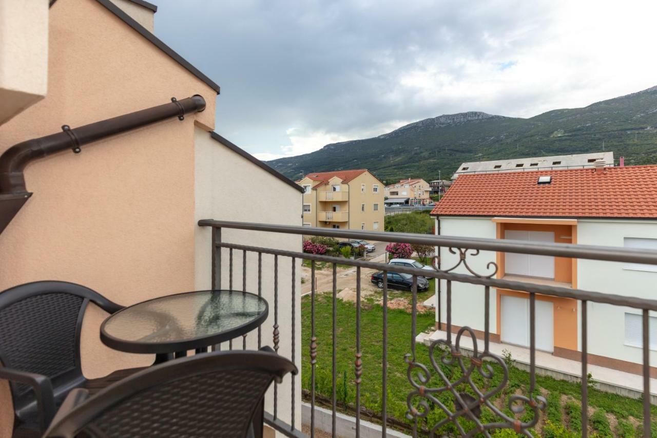 Villa Apartments Kordic คาชเตลา ภายนอก รูปภาพ