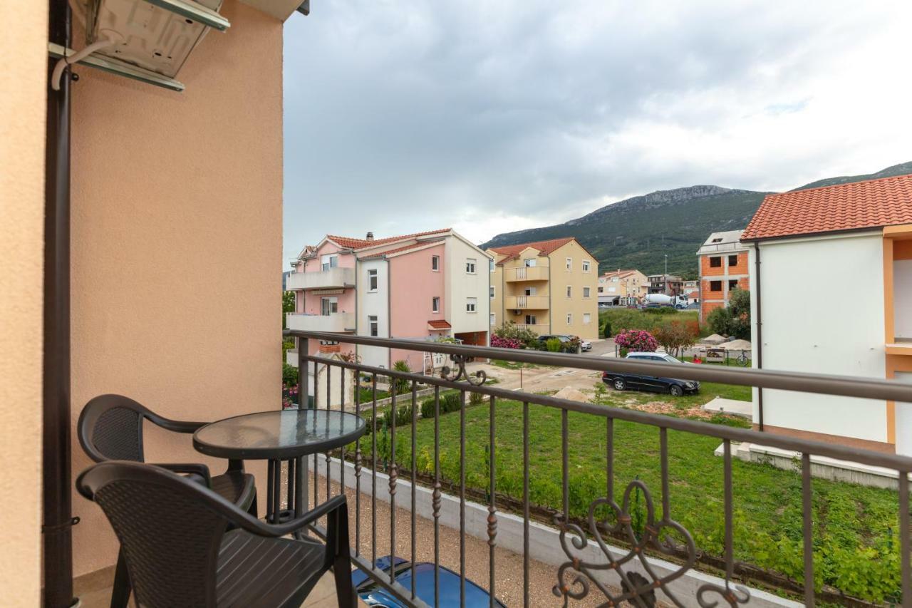 Villa Apartments Kordic คาชเตลา ภายนอก รูปภาพ