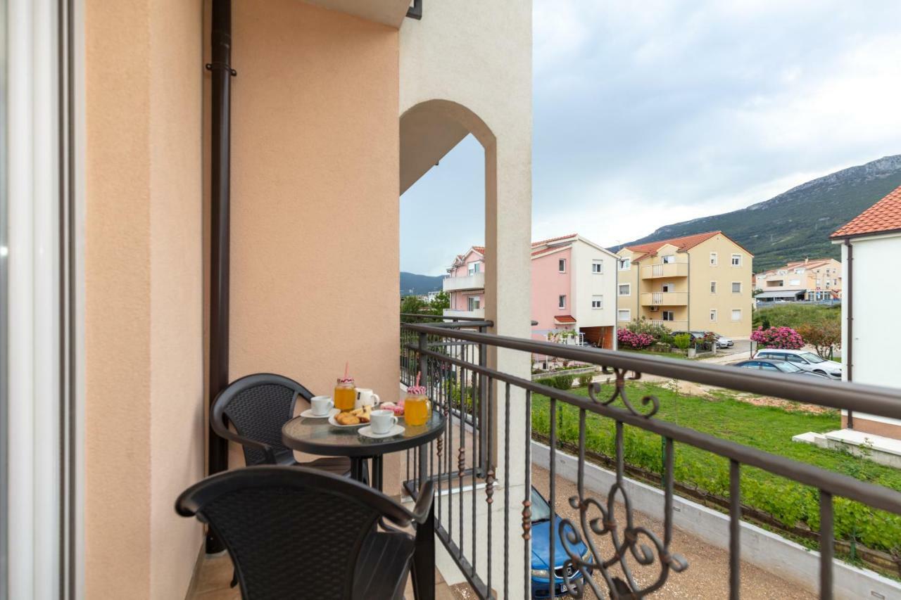 Villa Apartments Kordic คาชเตลา ภายนอก รูปภาพ