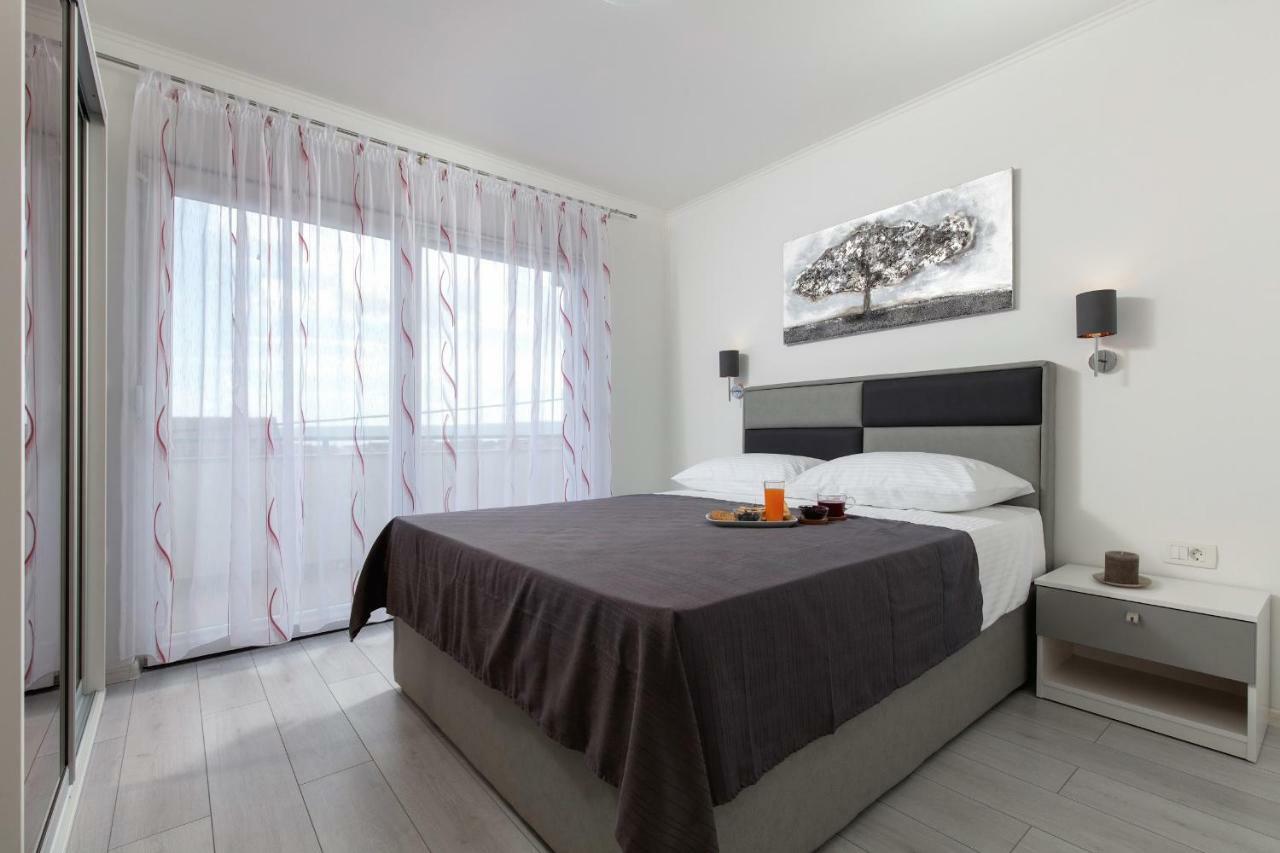 Villa Apartments Kordic คาชเตลา ภายนอก รูปภาพ